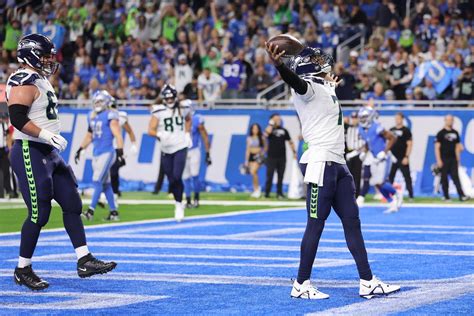 Twitter Reacts To Wild Seahawks Lions Shootout Geno Smith Mvp