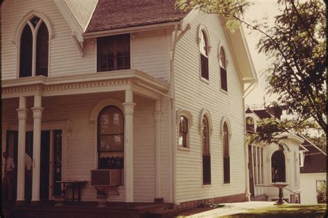 Amelia Earhart's House In Atchison, Kansas, Was A Stunning Gothic ...