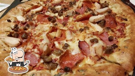 Pizza Hut Hattersway Retail Park In Luton Restaurant Menu And Reviews