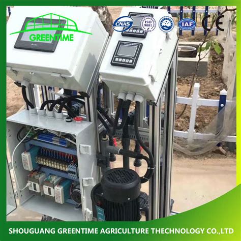 Energy Water Saving Automatic Fertilizer Machice System For Greenhouse Growing China