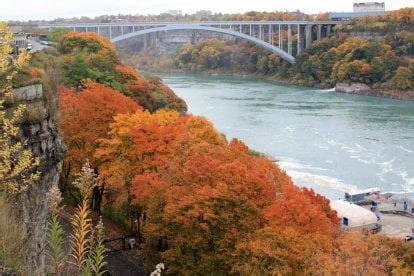 Fall Colors In Niagara Falls 2025 Rove Me