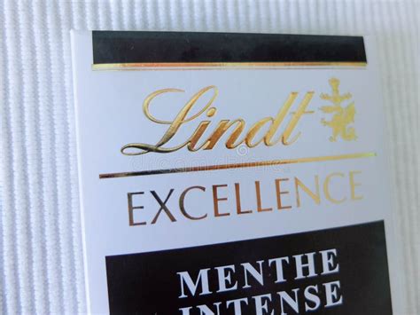 Lindt Schokoriegelverpacken Lindt Ist Eine Marke Der Luxus Und Der