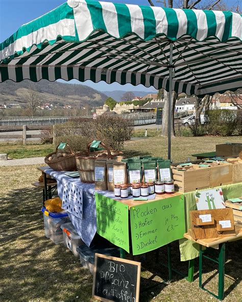 1 Pflanzen und Gartenmarkt in Dürnstein 26 03 2022 Biohof Loidolt