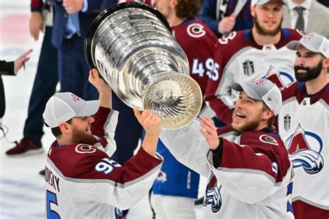 Bilderstrecke Zu Nhl Nico Sturm Gewinnt Stanley Cup Mit Colorado