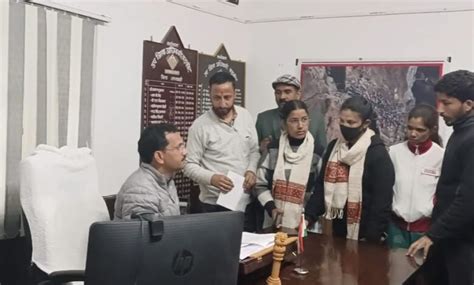 पांच साल बाद भी नहीं मिला गौरा देवी कन्या धन योजना का लाभ मुख्यमंत्री