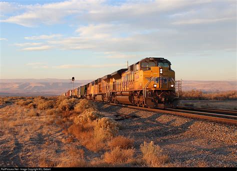 RailPictures Net Photo UP 8684 Union Pacific EMD SD70ACe At King Hill