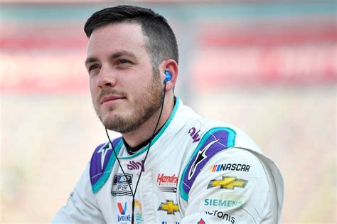 Alex Bowman Is on Thin Ice at Hendrick Motorsports as the 2023 NASCAR ...