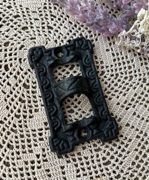 Vintage Cast Iron Wall Mount Oil Lamp Bracket Antique Lamp