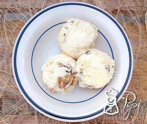 Helado de vainilla y nueces de pecán caramelizadas con Thermomix