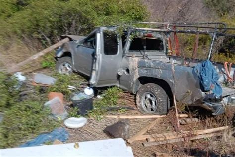 Murió un hombre al volcarse la unidad en la Transpeninsular Ensenada Net