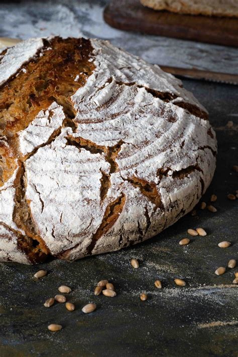 Sauerteigbrot Backen Einfaches Roggen Mischbrot La Crema