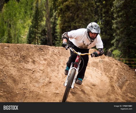 Slopestyle Bike Image & Photo (Free Trial) | Bigstock