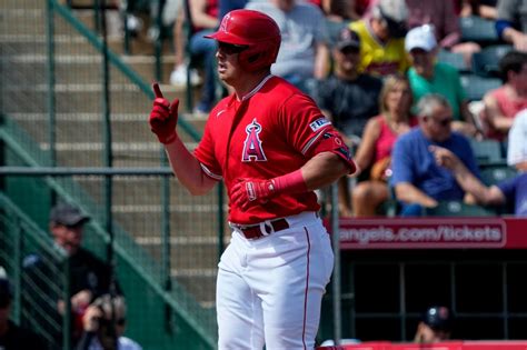 Angels Newcomer Hunter Renfroe Brings A Game Changing Arm To Outfield