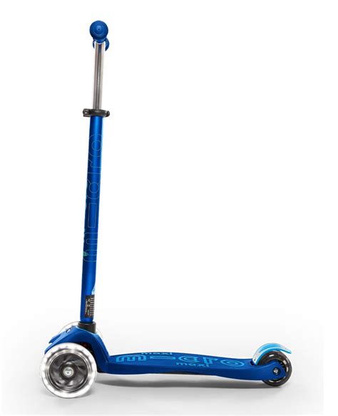 Maxi Micro Deluxe Led Navy Blue Micro Scooters Perth