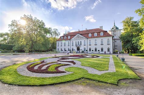 Cudownie ocalony pałac Nieborów Dzieje w miejsce zaklęte