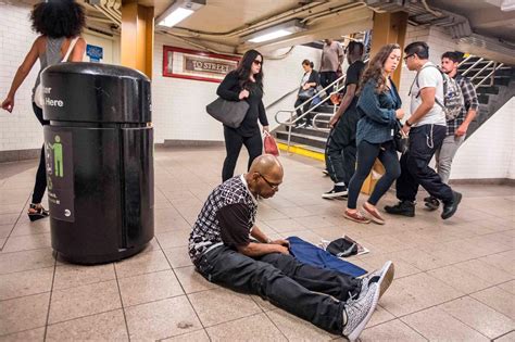 Nyc Homelessness Up Nearly 45 In 8 Subway Stations