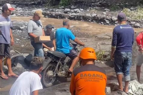 Kondisi Pronojiwo Pasca Jembatan Putus Akibat Banjir Lahar Dingin