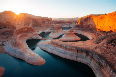 Reflection Canyon Utah: Ultimate Backpacking Guide - Trailwalker Travels