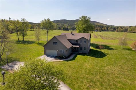 Pittsford, VT Real Estate - Pittsford Homes for Sale | realtor.com®