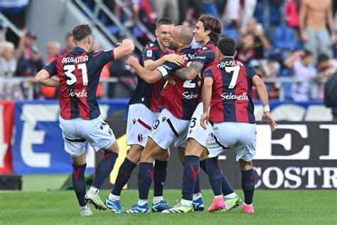 Serie A Vince Il Bologna Contro Il Frosinone Pippo Inzaghi Inizia Con