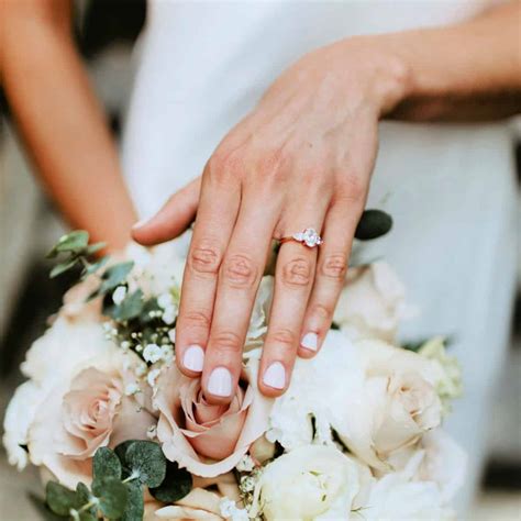 Your Ultimate Guide to Helping Your Big Sister Plan Her Dream Wedding