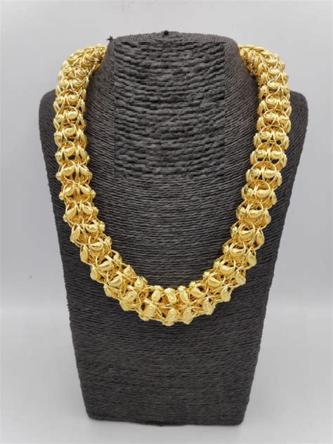 Hollow Chain Designs Gold Holo Chains