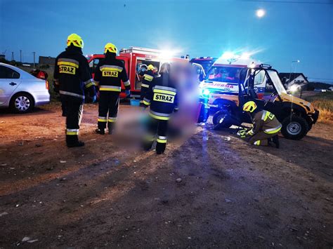 Pniewy Wypadek Pojazdu Typu Buggy Dwie Osoby Odwieziono Do Szpitala