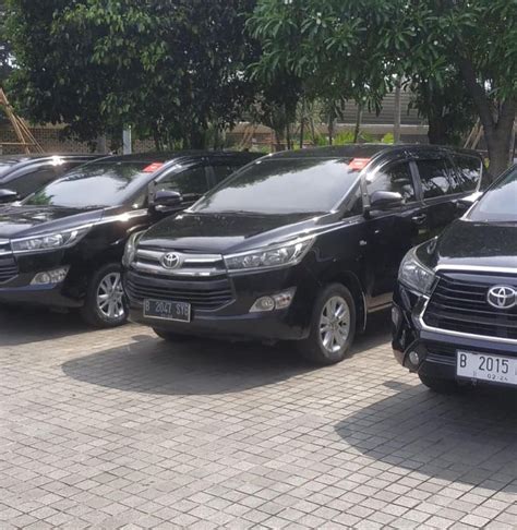 sewa mobil innova jakarta ternyaman terbaik  jakarta