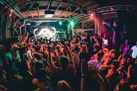 Top 10 Nightclubs In Leeds Vivus Hub