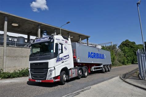 P1030668 Sudbury Based Agribulk Tippers Volvo Fh Coupled T Flickr