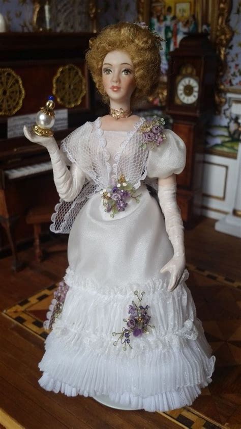 Dollhouse Miniature Artisan Stacy Hofman Hoffman Porcelain Doll 1 12