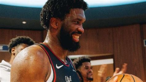 Koka Joel Embiid Faz História Com Atuação De 70 Pontos Na Nba