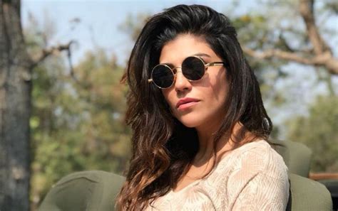 Archana Vijaya Height, Family, Age, Wiki, Biography, Facts