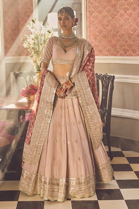 Buy Pink Silk Embroidery Zari Sweetheart Neck Butti Lehenga Set For