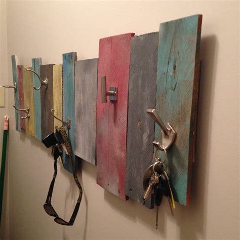 Pallet Board Coat Rack Diy Coat Rack Pallet Coat Racks Coat Rack Wall