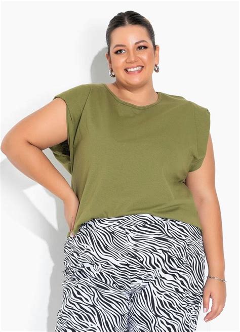 Blusa Verde Militar Muscle Tee Plus Size Marguerite