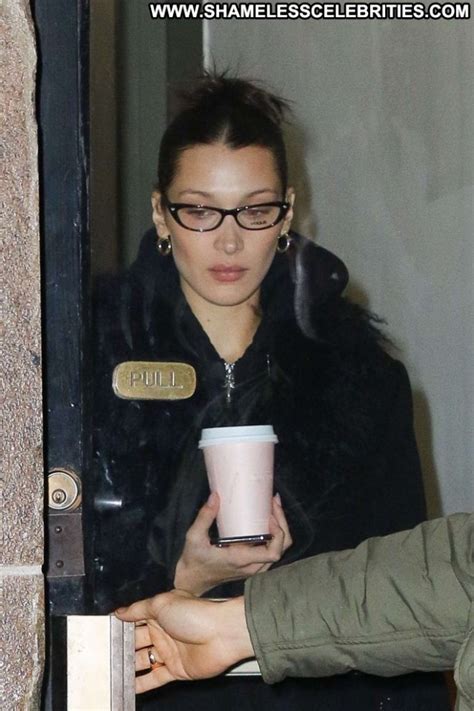 Bella Hadid No Source Babe Beautiful Posing Hot Paparazzi Celebrity