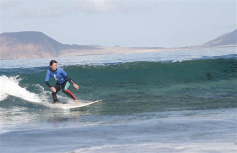 Surf lessons in Famara Beach, Lanzarote