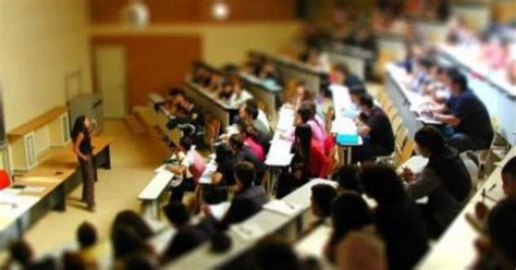 Studente Di Anni Si Toglie La Vita A Chieti Aveva Mentito Ai Suoi