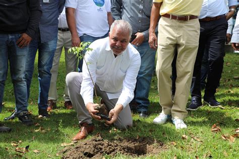 Egehid promete seguir apoyo a plan reforestación en Jarabacoa