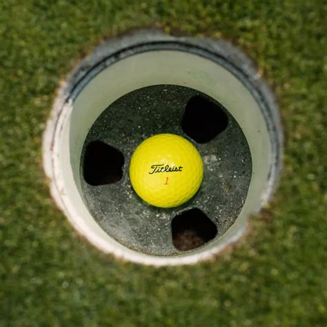 Titleist TruFeel | Titleist | Golf Balls