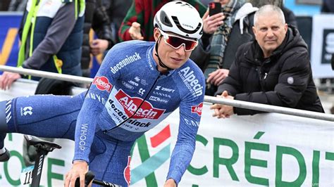 Jasper Philipsen Tras Su Pol Mico Triunfo Ante Tim Merlier En La