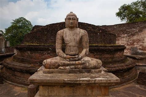 Epic Things To Do In Sigiriya Sri Lanka Destinationless Travel