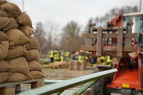 Hochwasser an der Elbe Lüneburg Aktuell