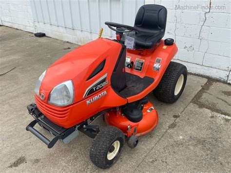 2016 Kubota T2080 Lawn And Garden Tractors Machinefinder