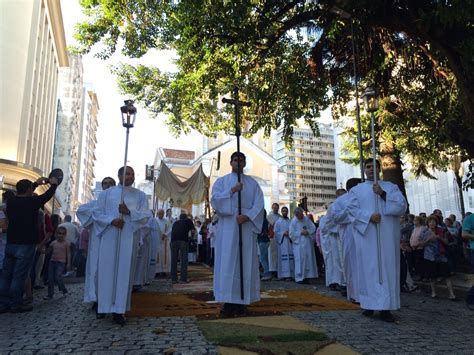 O que abre e o que fecha no feriadão de Corpus Christi em Florianópolis