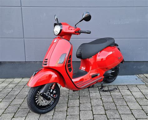 Details Zum Custom Bike Vespa Gts Hpe Super Red Black Edition Des