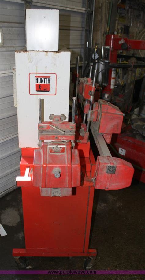 Hunter Wheel Alignment Machine In Lawrence Ks Item 4802 Sold