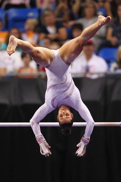 Aly Raisman Hd Gymnastics Photos Gymnastics Photos Olympic Gymnastics Gymnastics Photography