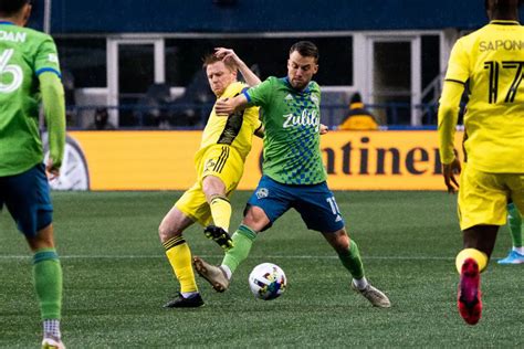 Seattle Sounders Fc Midfielder Albert Rusn K Battles Nashville Sc